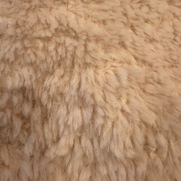 The GREAT. New, no tags. The Vintage Plush Coat in Pale Blush Size 1 - Picture 3 of 5